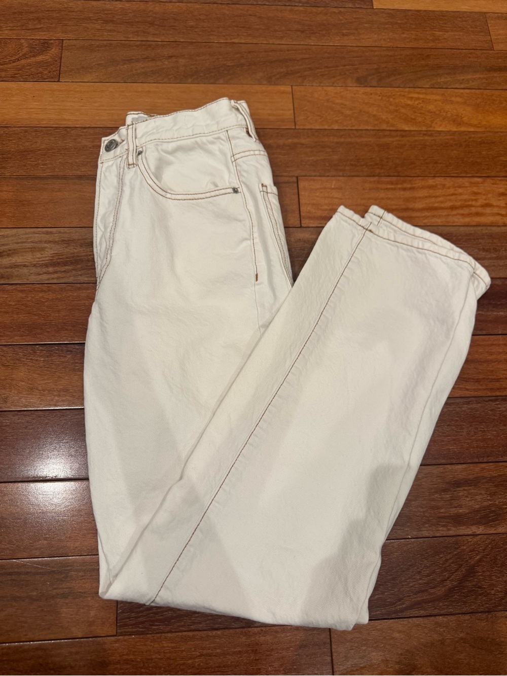White High-Rise PacSun Jeans